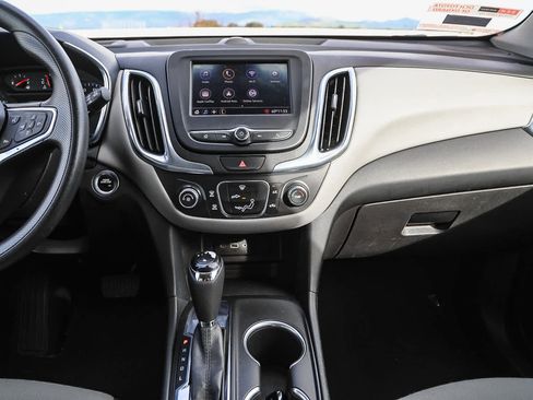 Used 2021 Chevrolet Equinox LS image 13