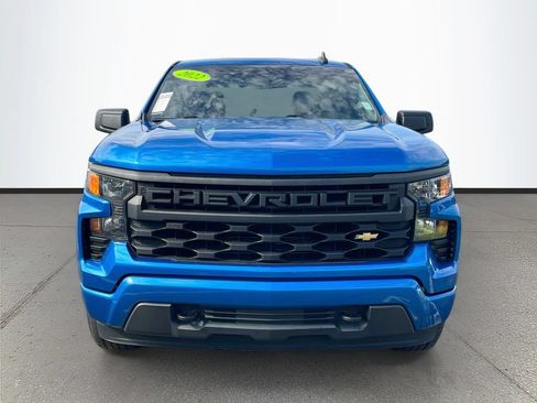 Used 2022 Chevrolet Silverado 1500 Custom RWD image 2
