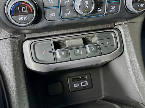 Used 2023 GMC Acadia AT4 w/ GMC Pro Grade Package AWD/4WD image 19