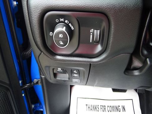 Certified 2025 RAM 1500 Big Horn AWD/4WD image 19
