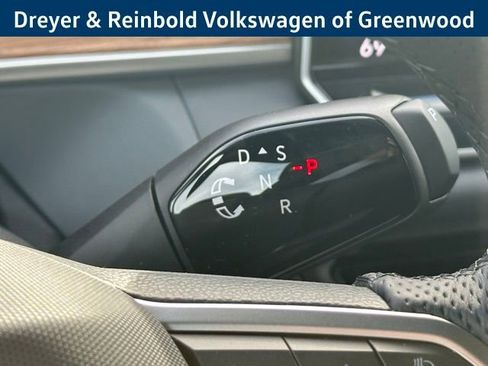 New 2026 Volkswagen Tiguan SEL R-Line image 17