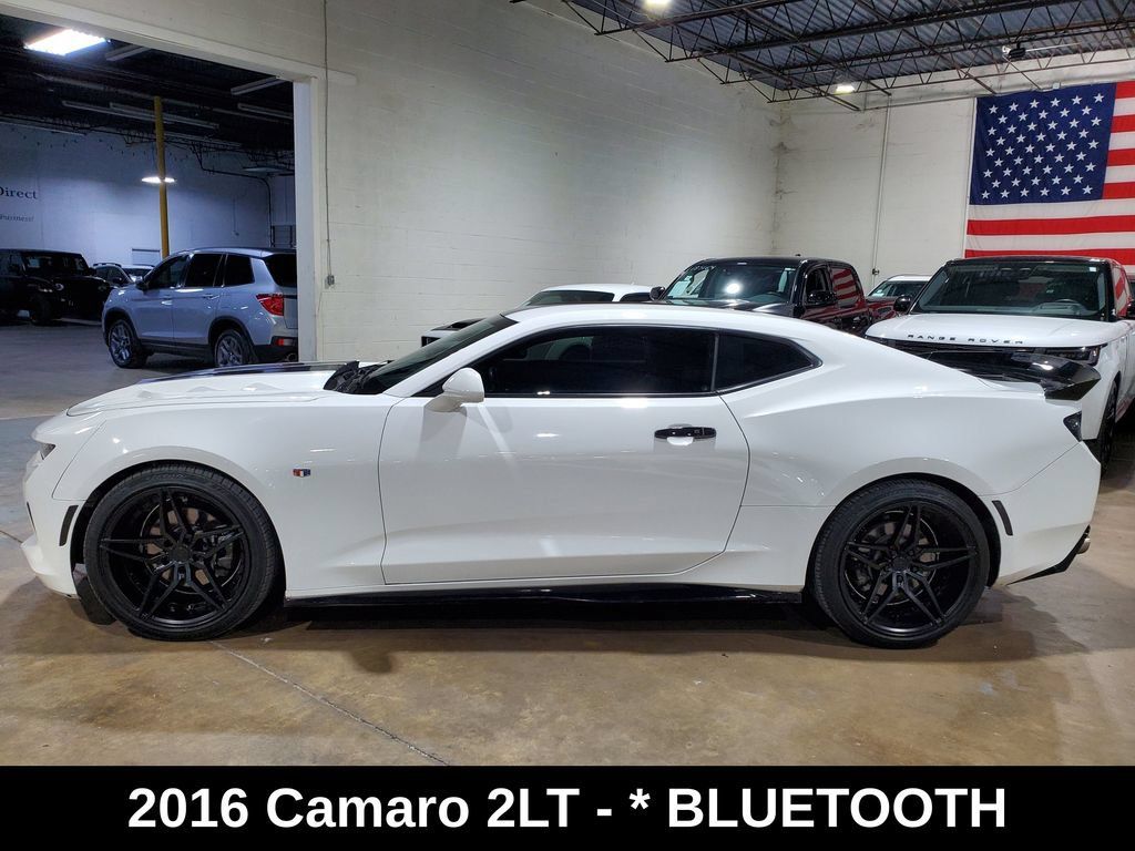 Used 2016 Chevrolet Camaro LT RWD image 12