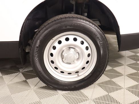 Used 2023 Ford Maverick XL image 17