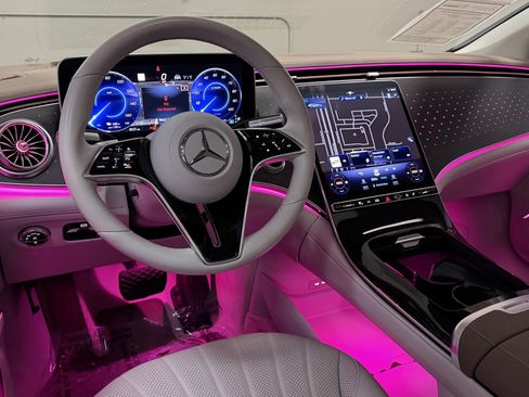 Certified 2022 Mercedes-Benz EQS 450+ Sedan image 36