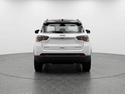 Used 2025 Jeep Compass Limited AWD/4WD image 7