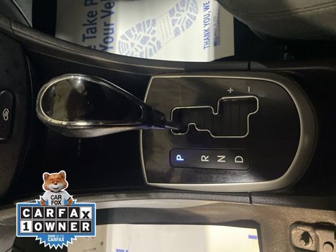 Used 2012 Hyundai Accent SE image 27