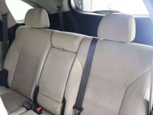 Used 2017 Kia Sorento AWD w/ LX Convenience Package image 41