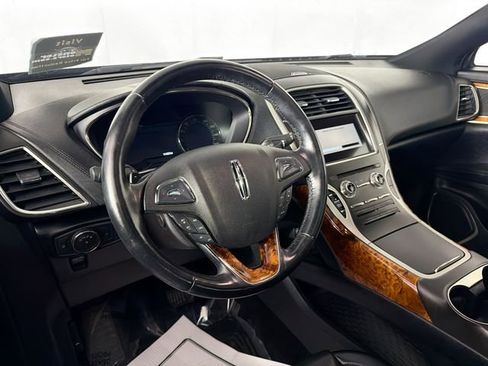 Used 2016 Lincoln MKX Reserve w/ Climate Package image 9