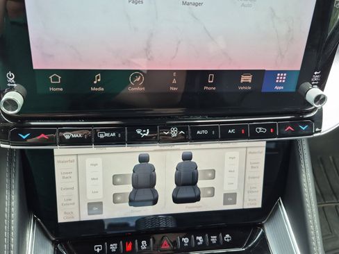 Used 2022 Jeep Grand Wagoneer Series I AWD/4WD image 18