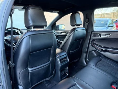 Used 2020 Ford Edge ST-Line image 16