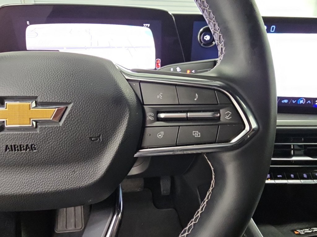 Certified 2026 Chevrolet Traverse LT FWD image 26