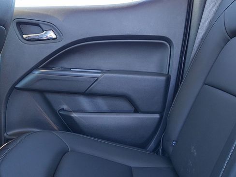 Used 2020 Chevrolet Colorado ZR2 image 17