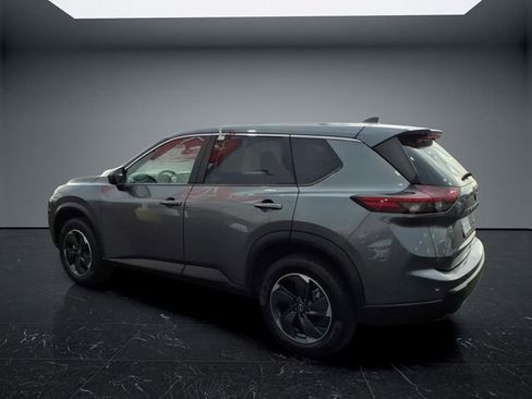 Certified 2025 Nissan Rogue SV AWD/4WD image 5