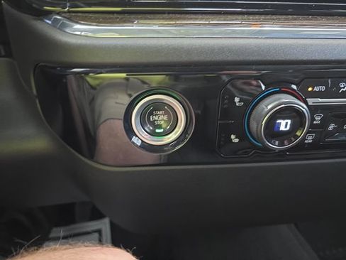 Certified 2024 Chevrolet Silverado 1500 LT AWD/4WD image 21