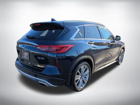 Used 2021 INFINITI QX50 Sensory w/ Cargo Package image 4