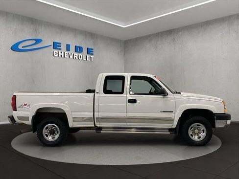 Used 2004 Chevrolet Silverado 2500 LS AWD/4WD image 13
