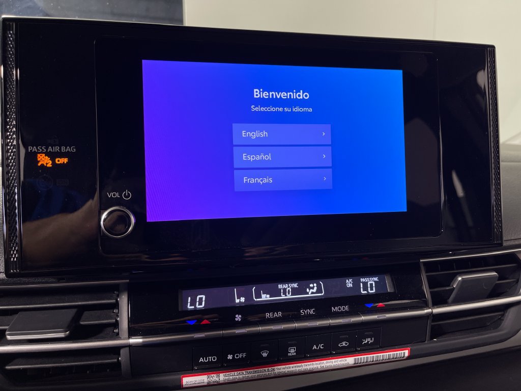 Certified 2026 Toyota Sienna LE AWD/4WD image 21
