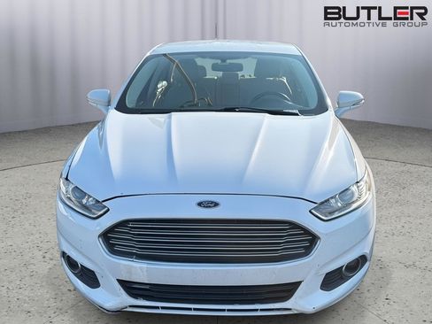 Used 2013 Ford Fusion SE FWD image 4