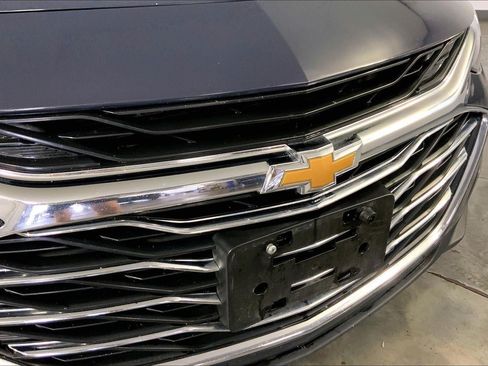 Used 2025 Chevrolet Malibu LT FWD image 28