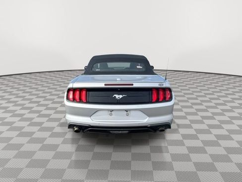 Used 2019 Ford Mustang Premium image 7