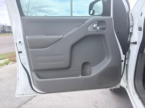 Used 2020 Nissan Frontier S RWD image 20