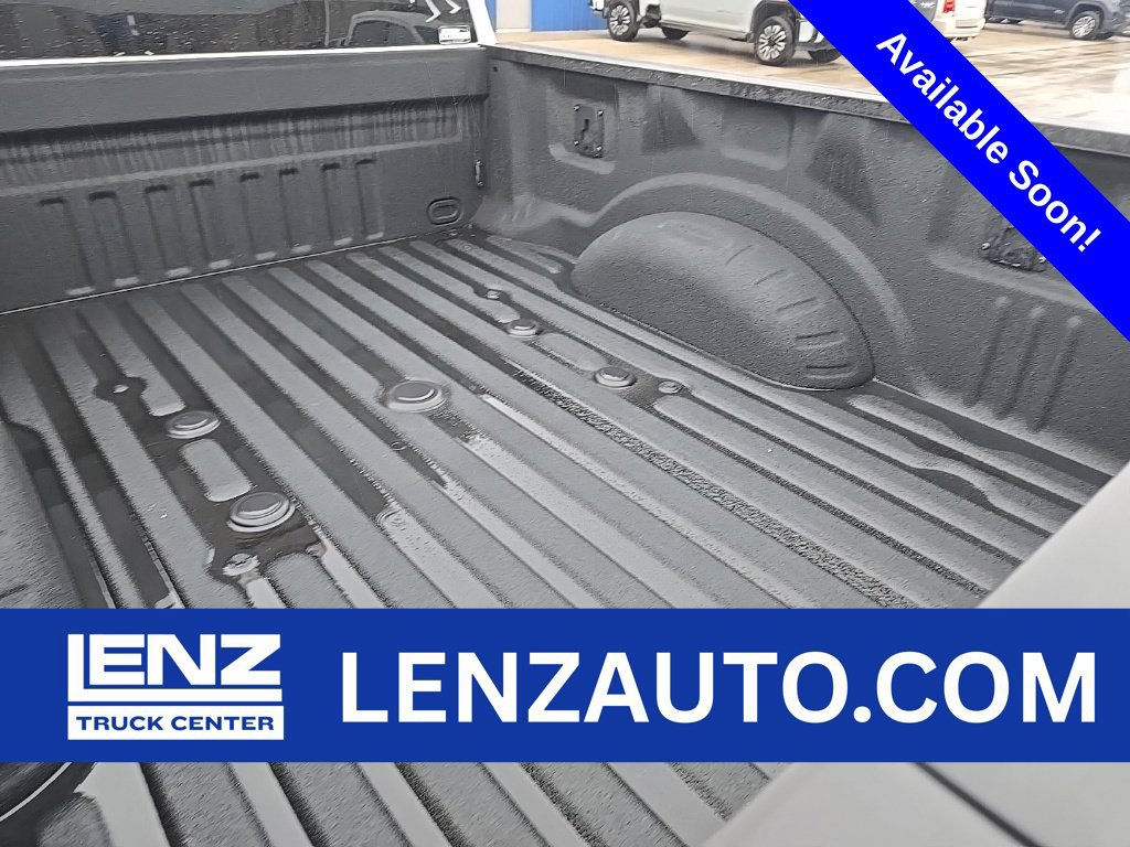 Used 2022 Ford F350 Platinum w/ Tremor Off-Road Package AWD/4WD image 6