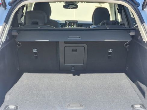 New 2026 Volvo XC60 B5 Plus w/ Climate Package image 17