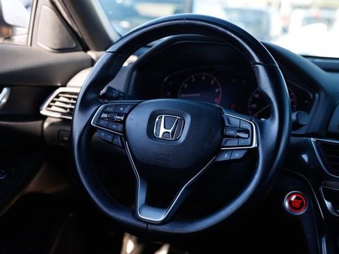 Used 2019 Honda Accord Sport image 29