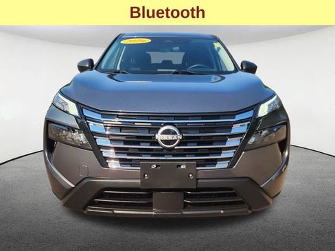 Used 2024 Nissan Rogue S AWD/4WD image 10