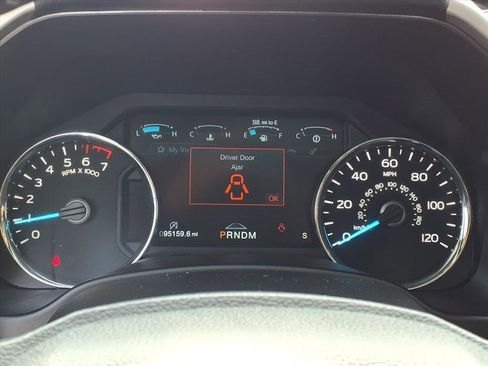 Used 2020 Ford F150 Lariat w/ Equipment Group 502A Luxury image 6