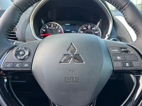 New 2025 Mitsubishi Eclipse Cross SE image 25