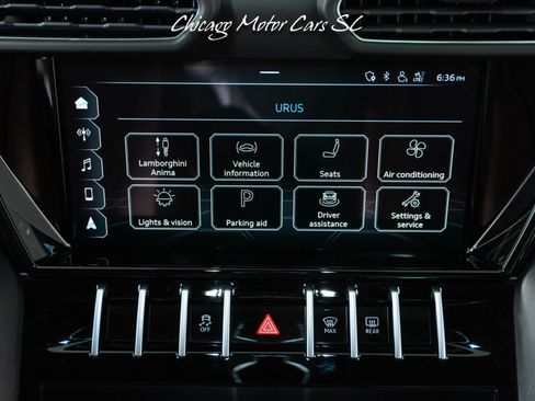 Used 2021 Lamborghini Urus AWD/4WD image 30