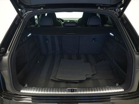 Certified 2024 Audi SQ8 e-tron Premium Plus w/ Black Optic Package AWD/4WD image 12