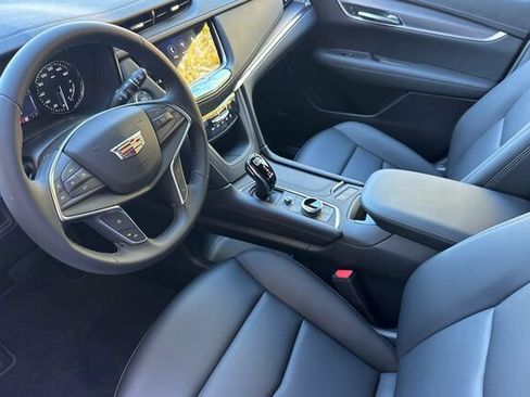New 2026 Cadillac XT5 Luxury w/ LPO, Floor Liner Package AWD/4WD image 10