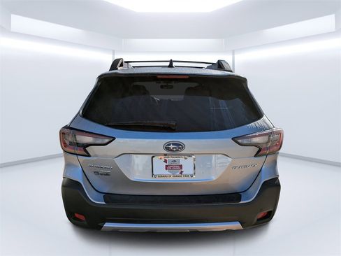 Certified 2025 Subaru Outback Limited w/ Popular Package #2 image 5