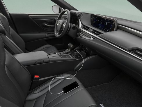 Used 2019 Lexus ES 350 F Sport w/ Accessory Package 2 FWD image 31