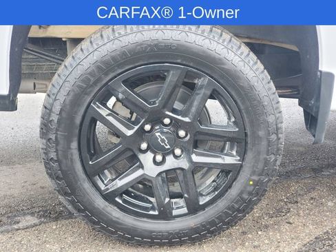 Used 2024 Chevrolet Silverado 1500 LT Trail Boss w/ LT Trail Boss Premium Package AWD/4WD image 6
