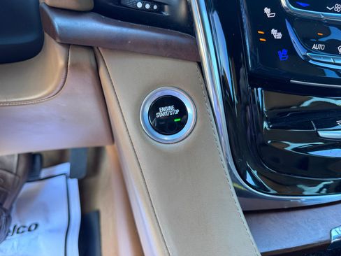 Used 2017 Cadillac Escalade Platinum AWD/4WD image 43
