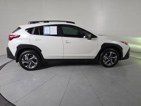 Used 2025 Subaru Crosstrek 2.5i Sport AWD/4WD image 6