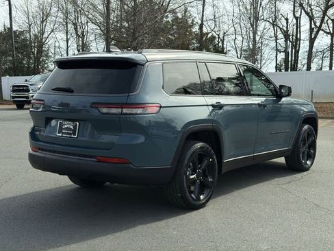 New 2026 Jeep Grand Cherokee L Limited w/ Limited Altitude Package AWD/4WD image 12