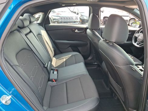 Used 2022 Kia Forte GT-Line w/ GT-Line Premium Package FWD image 15