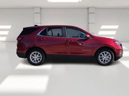 Used 2024 Chevrolet Equinox LT image 11
