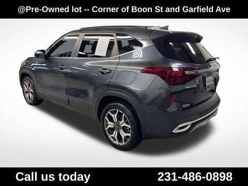 Used 2023 Kia Seltos EX AWD/4WD image 4