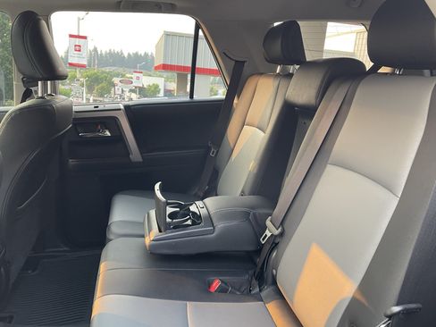 Certified 2021 Toyota 4Runner SR5 Premium w/ Moonroof Package AWD/4WD image 13