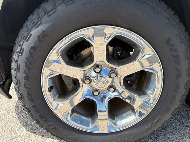 Used 2016 RAM 1500 Laramie w/ Convenience Group AWD/4WD image 9