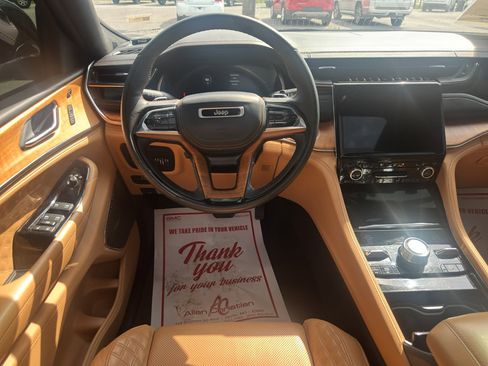 Used 2022 Jeep Grand Cherokee L Summit image 14