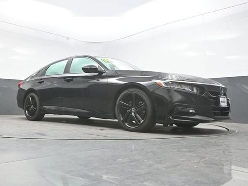 Used 2019 Honda Accord Sport image 31