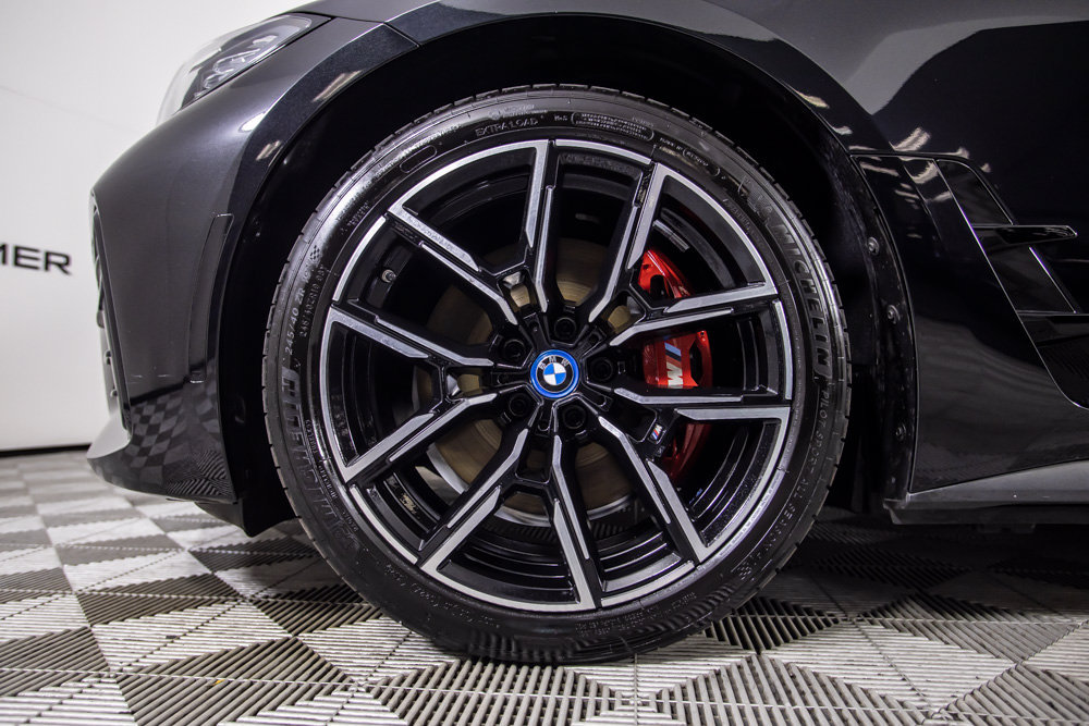 Used 2024 BMW i4 eDrive35 w/ M Sport Package RWD image 39