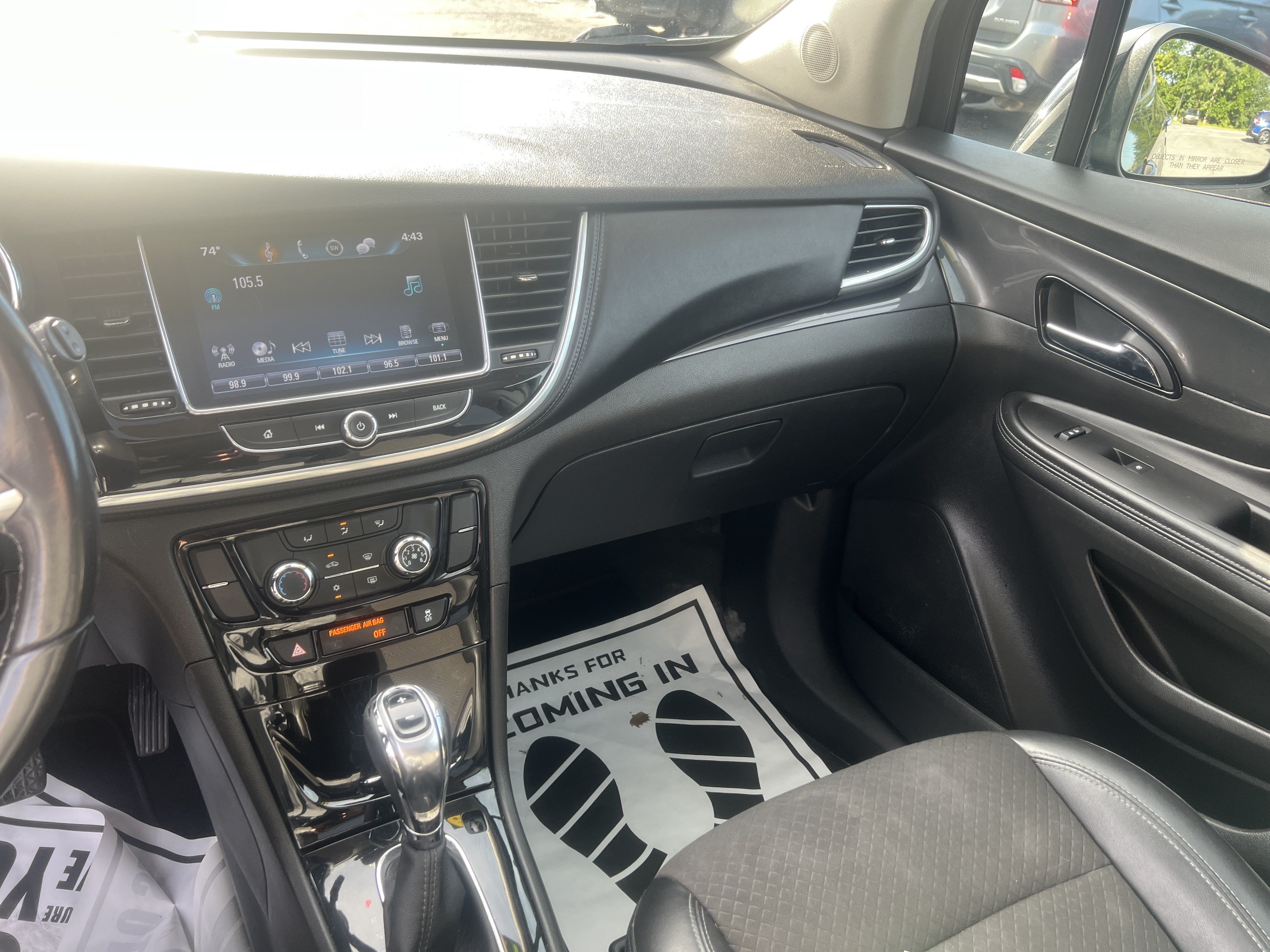 Used 2019 Buick Encore Sport Touring AWD/4WD image 22