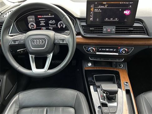 Used 2023 Audi Q5 2.0T Premium Plus w/ Premium Plus Package image 13